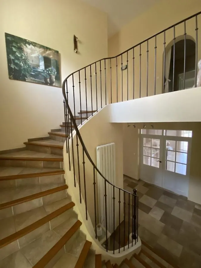 Homestay La Maison De Chantal Hyeres France